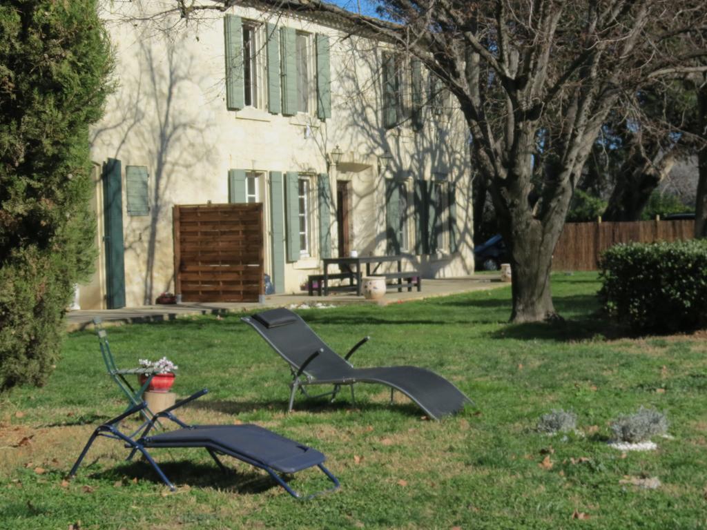 B&B Mas Les Lecques Beaucaire  Habitación foto