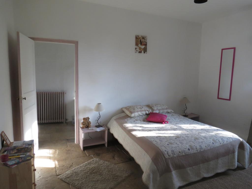 B&B Mas Les Lecques Beaucaire  Exterior foto