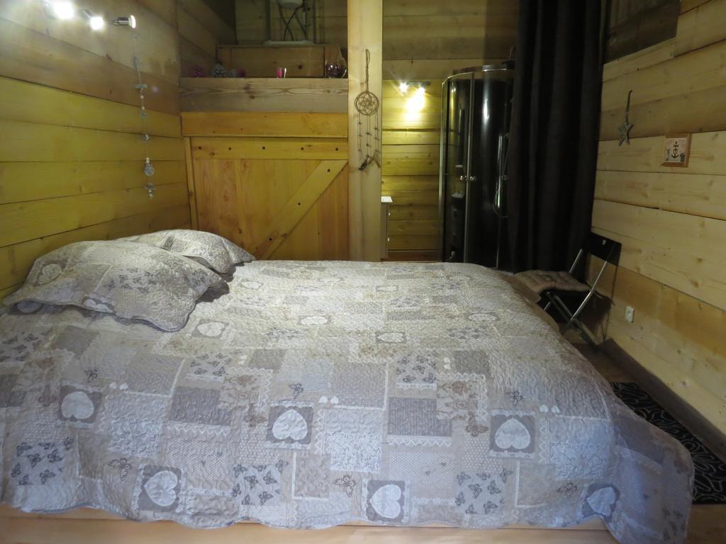 B&B Mas Les Lecques Beaucaire  Exterior foto